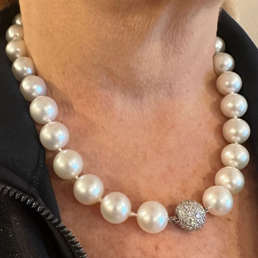 Authentic! Tiffany & Co Platinum Diamond South Sea Large Pearl Necklace Paper - Picture 13 of 15